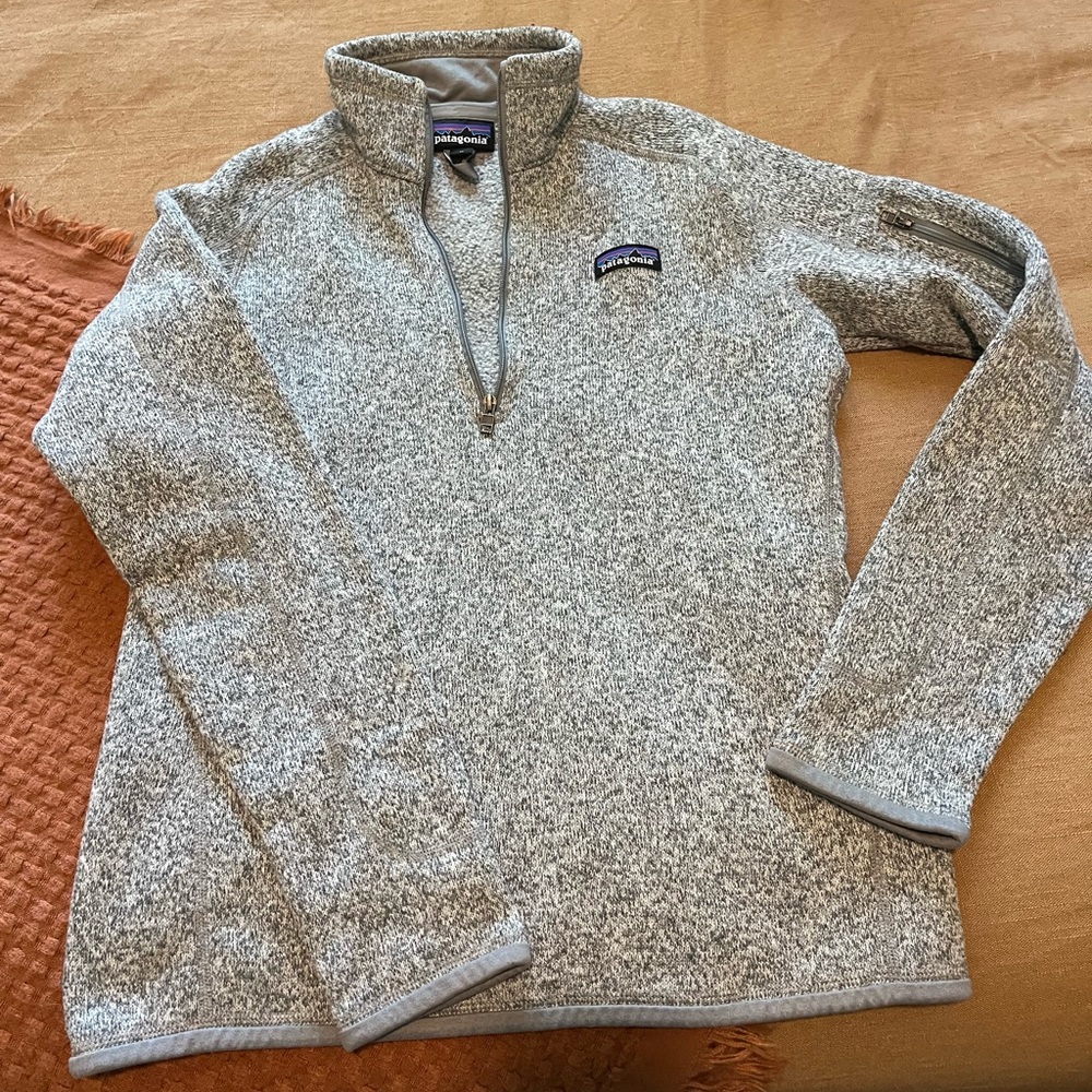 Patagonia women’s pullover